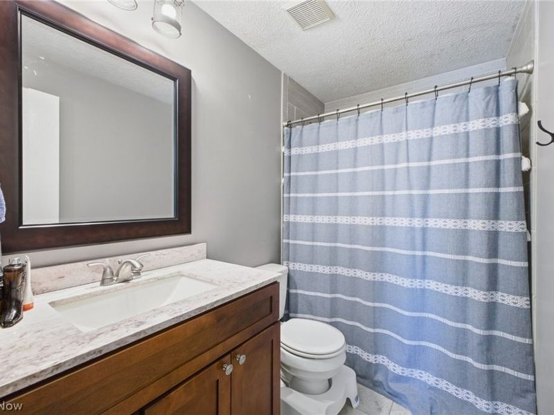 2235 McClintocksburg Road, Deerfield, OH 44411 Photo 15