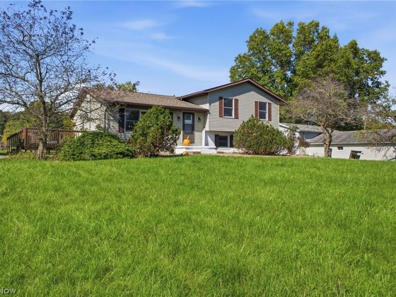 2235 McClintocksburg Road, Deerfield, OH 44411 Photo 2