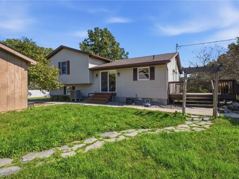 2235 McClintocksburg Road, Deerfield, OH 44411 Photo 25
