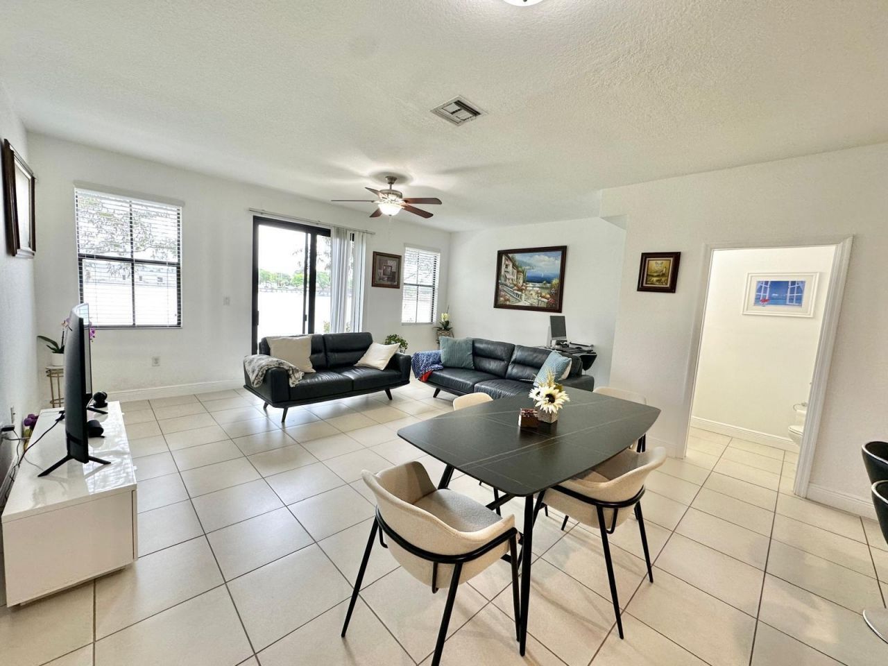 1079 NW 33rd Manor, Pompano Beach, FL 33064 Photo