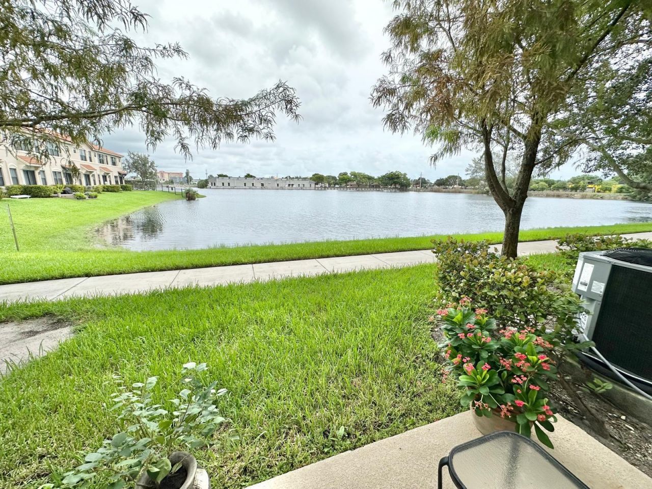 1079 NW 33rd Manor, Pompano Beach, FL 33064 Photo