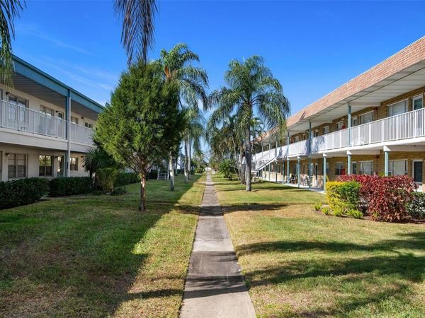 5217 81ST STREET N, Unit 14, ST PETERSBURG, FL 33709
