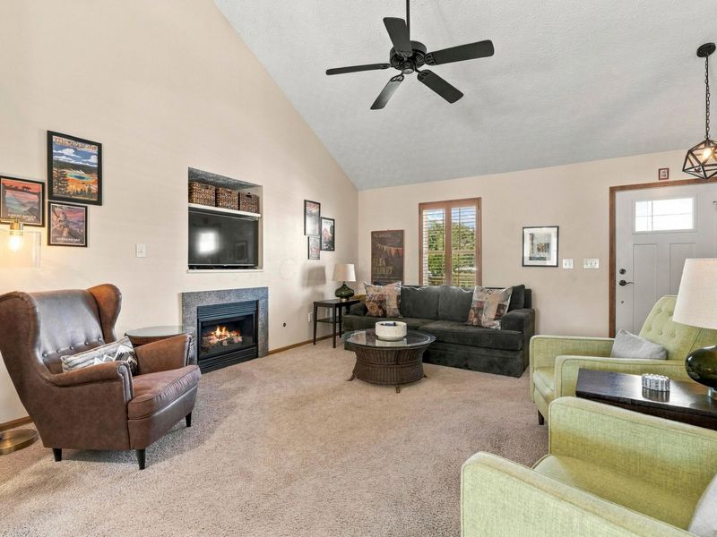 2998 Dustins Way, Unit 68, Columbus, OH 43228 Photo 10