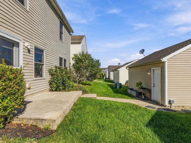 2998 Dustins Way, Unit 68, Columbus, OH 43228 Photo 35