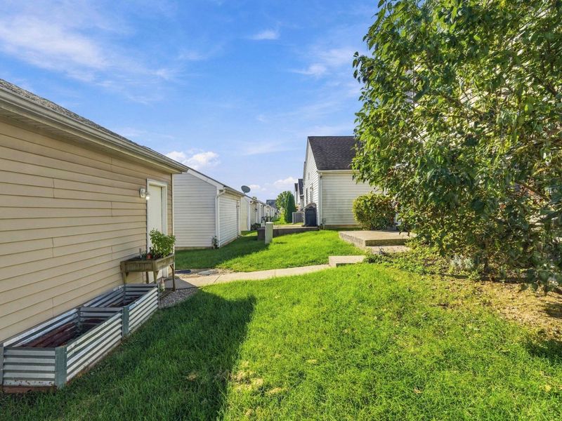 2998 Dustins Way, Unit 68, Columbus, OH 43228 Photo 37