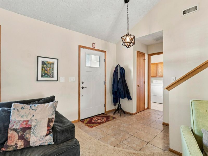 2998 Dustins Way, Unit 68, Columbus, OH 43228 Photo 6