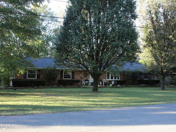 1545 Edgefield Ct Court, Cookeville, TN 38506
