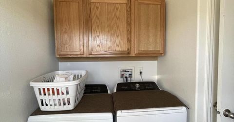 31 Amanette Way, Yerington, NV 89447 Photo
