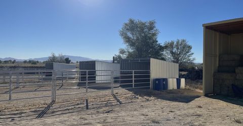 31 Amanette Way, Yerington, NV 89447 Photo