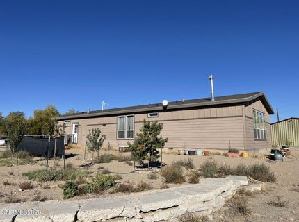 31 Amanette Way, Yerington, NV 89447 Photo