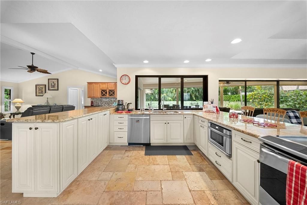 2171 Kings Lake Blvd , Naples, FL 34112 Photo