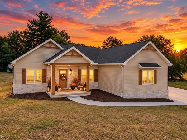 4327 Skycrest Drive NW, Canton, OH 44718