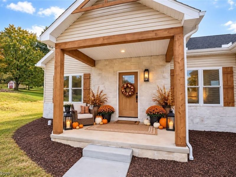 4327 Skycrest Drive NW, Canton, OH 44718 Photo 3