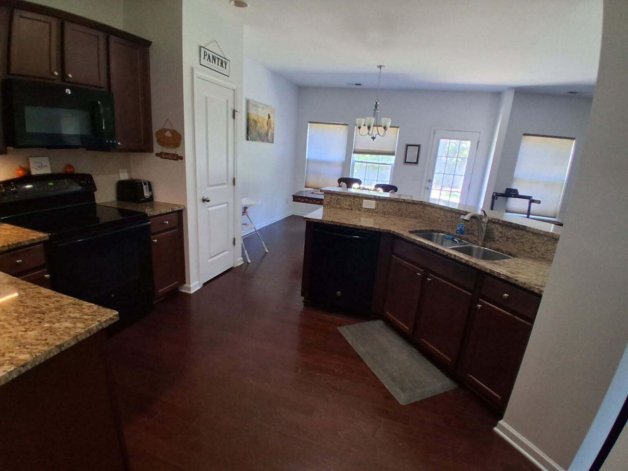 440 Rockville Road Photo 8