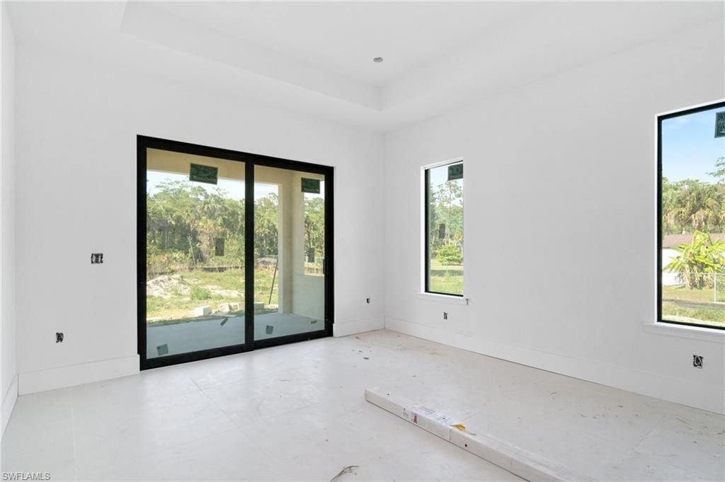 721 Golden Gate Blvd W, Naples, FL 34120 Photo