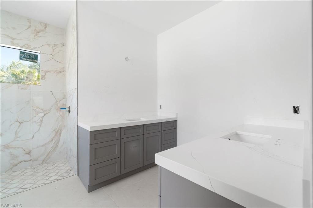 721 Golden Gate Blvd W, Naples, FL 34120 Photo