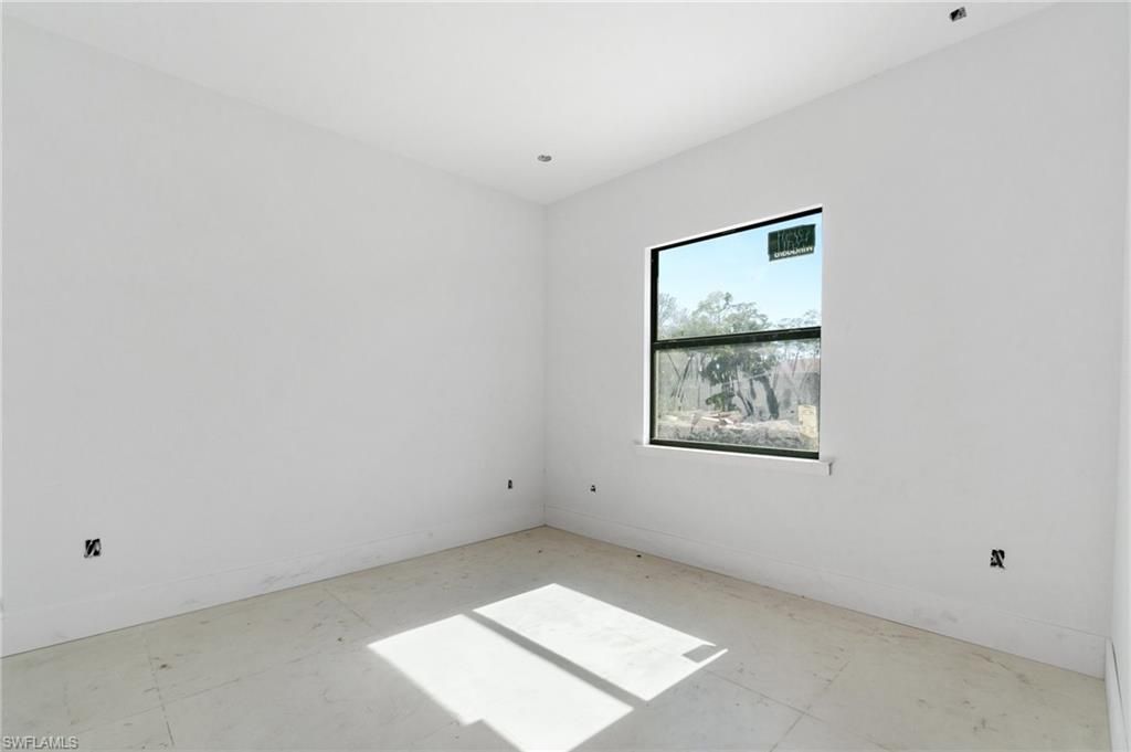721 Golden Gate Blvd W, Naples, FL 34120 Photo