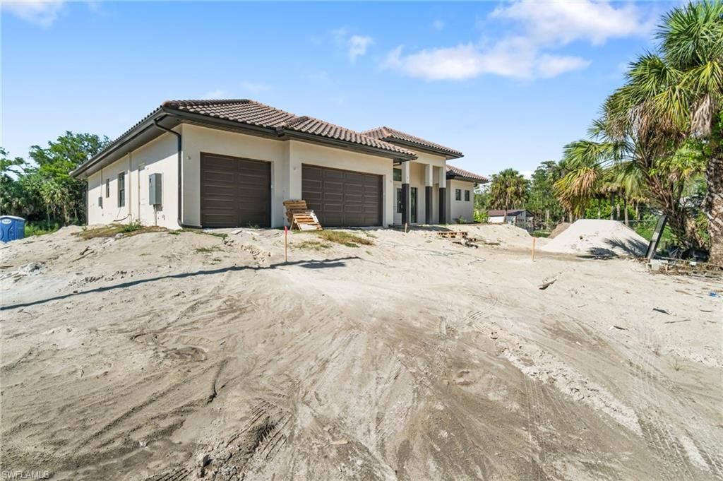 721 Golden Gate Blvd W, Naples, FL 34120 Photo