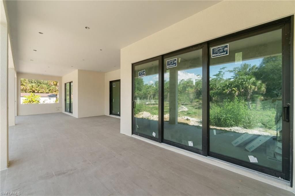 721 Golden Gate Blvd W, Naples, FL 34120 Photo