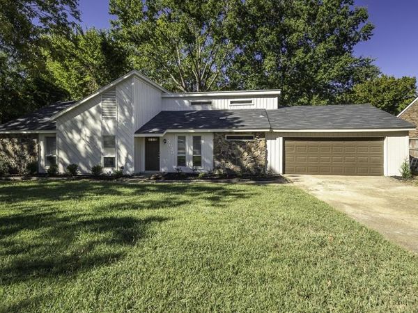 5629 RIDGETOP DR, Horn Lake, MS 38637