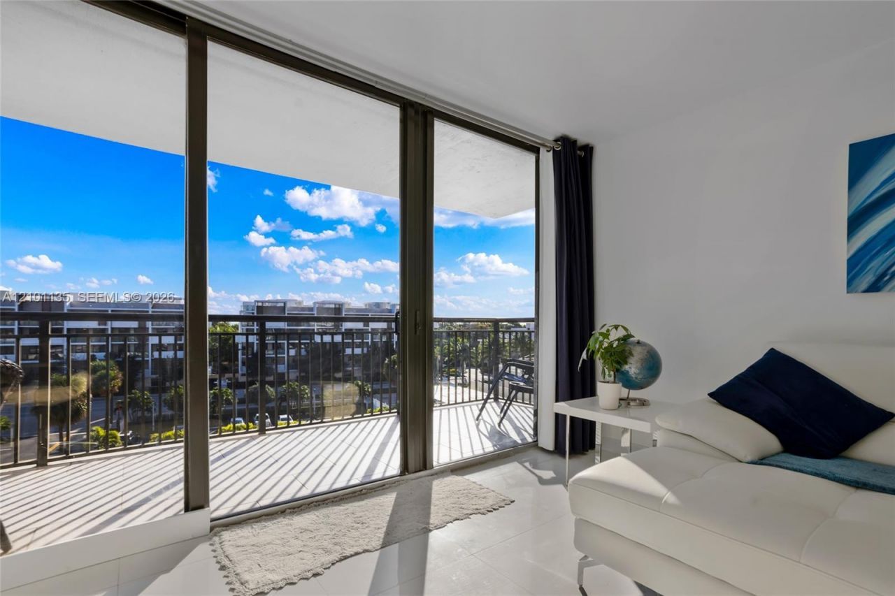 3031 N Ocean Blvd , Unit 604, Fort Lauderdale, FL 33308 Photo