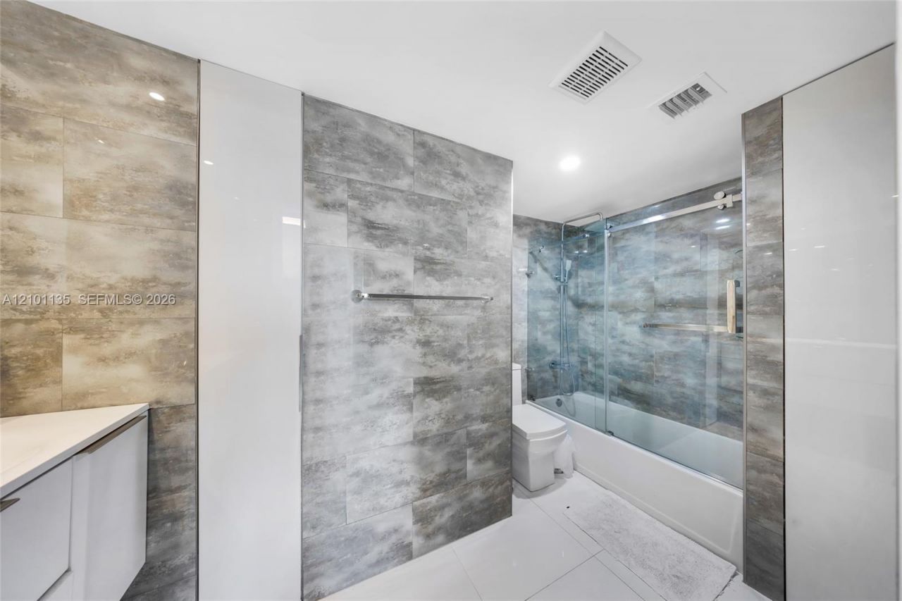 3031 N Ocean Blvd , Unit 604, Fort Lauderdale, FL 33308 Photo