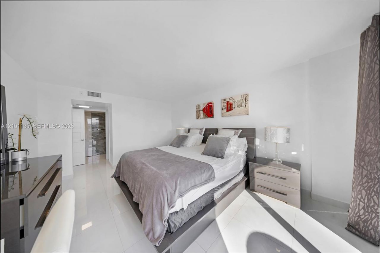 3031 N Ocean Blvd , Unit 604, Fort Lauderdale, FL 33308 Photo