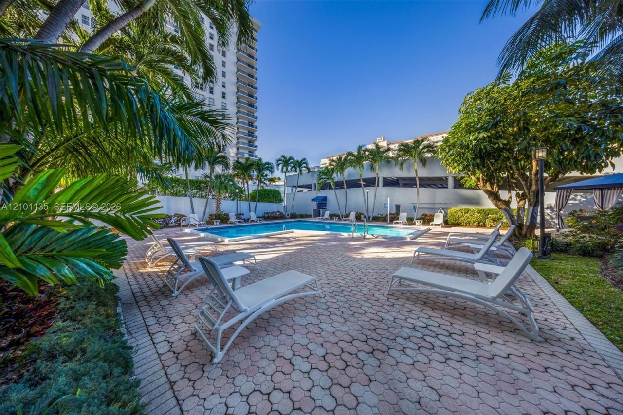 3031 N Ocean Blvd , Unit 604, Fort Lauderdale, FL 33308 Photo