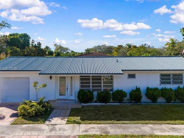 8850 NE 4th Ave, El Portal, FL 33138