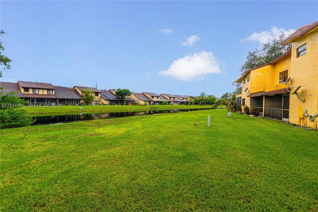 9014 NW 45th Ct , Sunrise, FL 33351 Photo