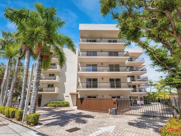 1918 Brickell Ave , Unit 204, Miami, FL 33129