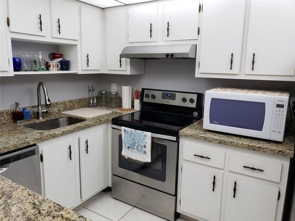 4160 Inverrary Dr , Unit 505, Lauderhill, FL 33319