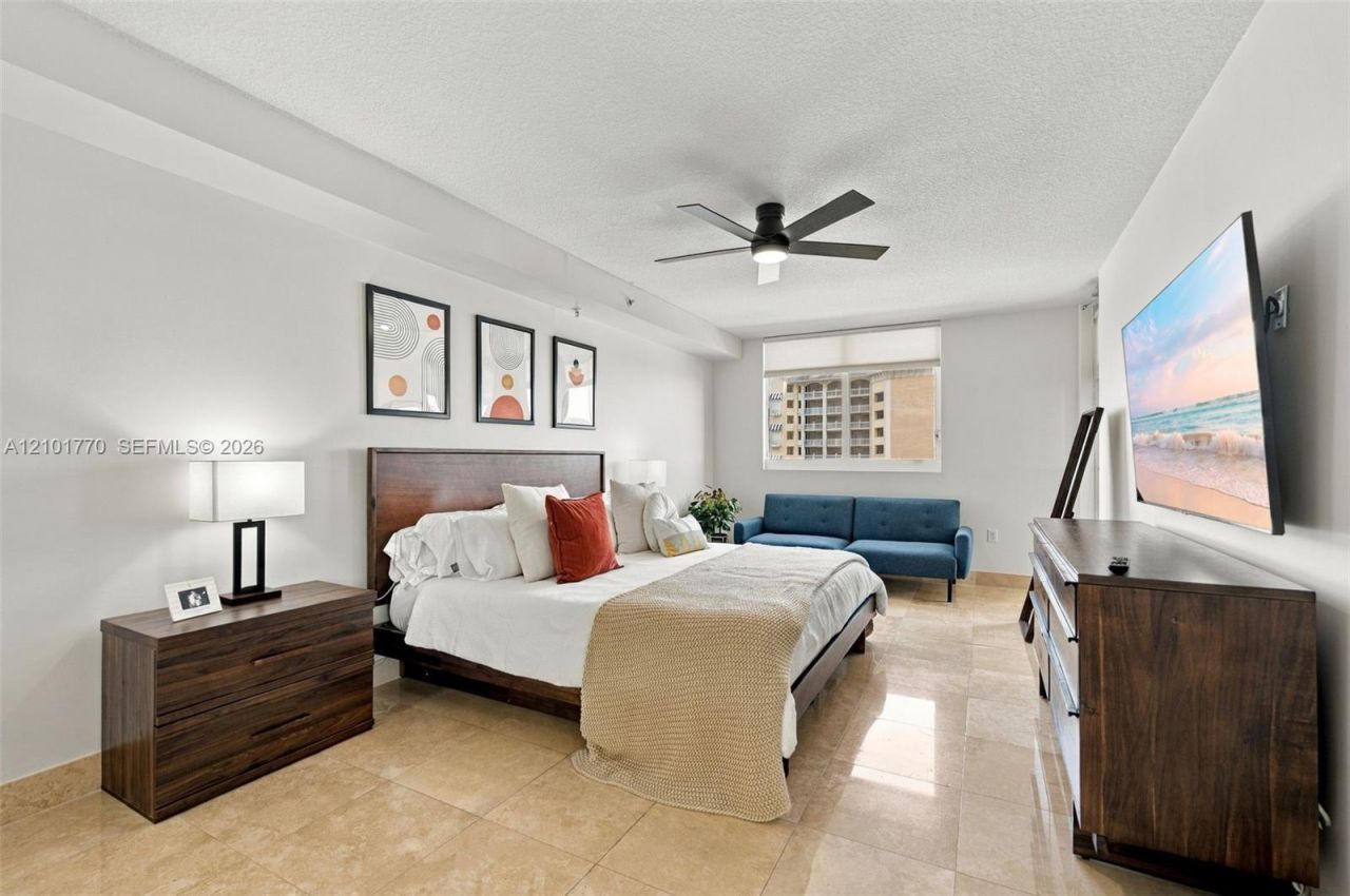 2001 Ocean Blvd, Unit 701, Fort Lauderdale, FL 33305 Photo