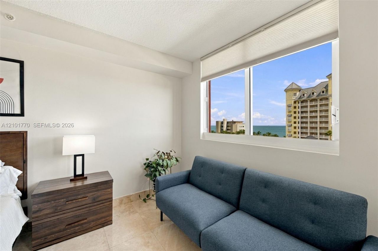 2001 Ocean Blvd, Unit 701, Fort Lauderdale, FL 33305 Photo