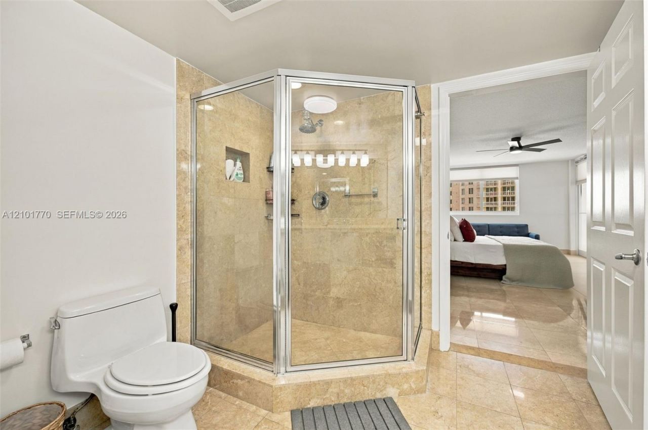 2001 Ocean Blvd, Unit 701, Fort Lauderdale, FL 33305 Photo