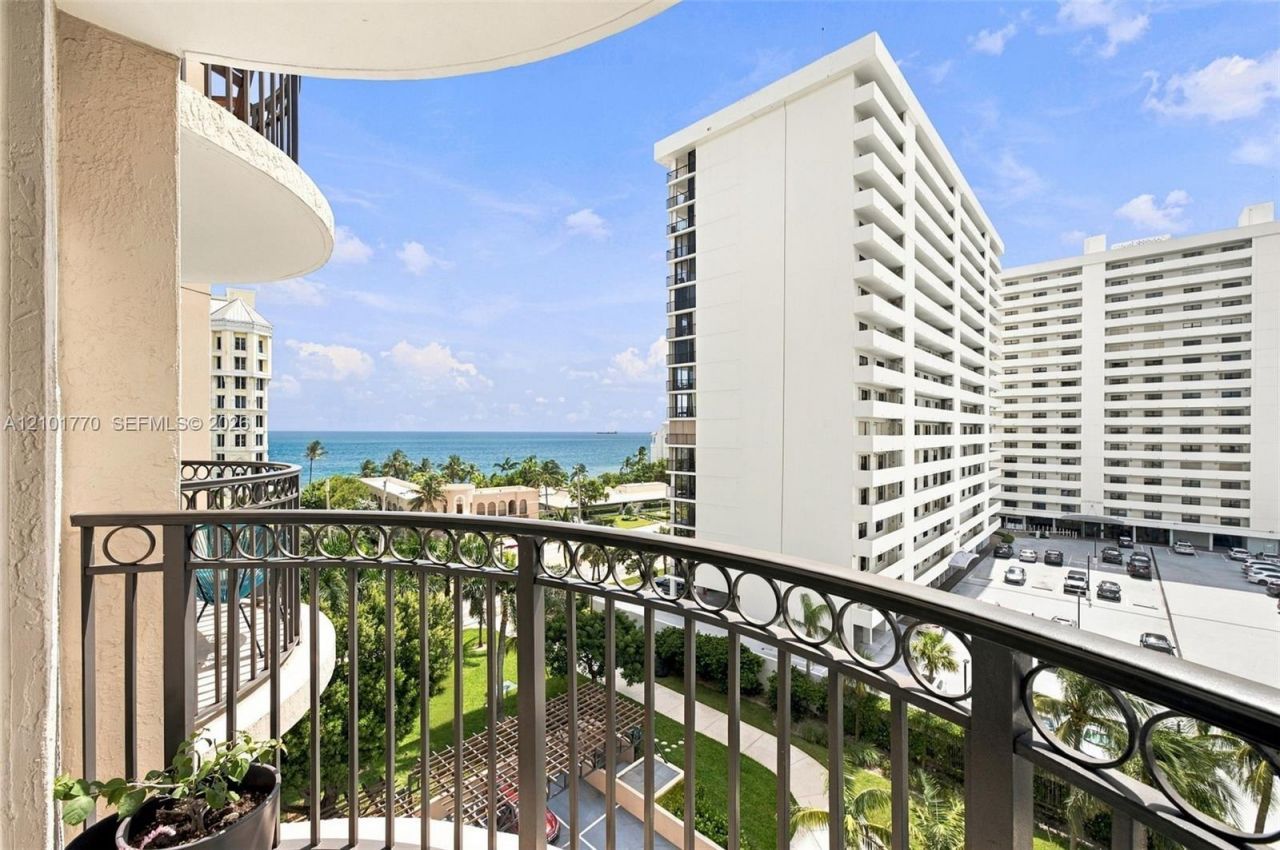 2001 Ocean Blvd, Unit 701, Fort Lauderdale, FL 33305 Photo