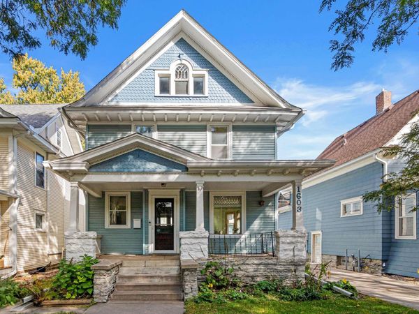1603 Laurel Avenue, Saint Paul, MN 55104