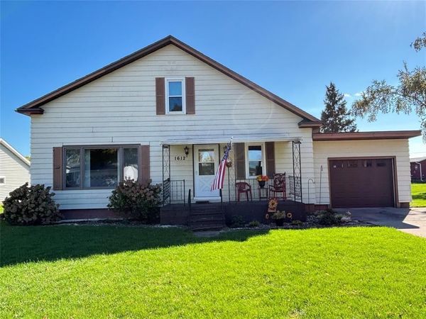 1612 6th Avenue, Bloomer, WI 54724