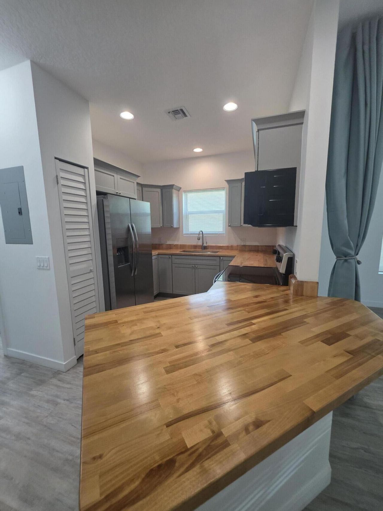 4587 Cambridge Street, Lake Worth Beach, FL 33463 Photo