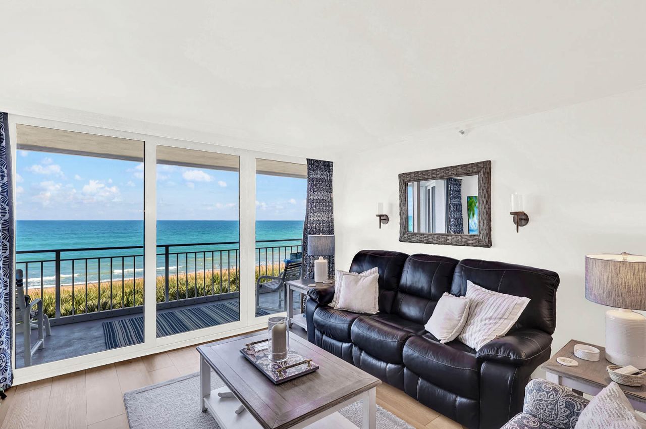 9600 S Ocean Drive, Unit 303, Jensen Beach, FL 34957 Photo