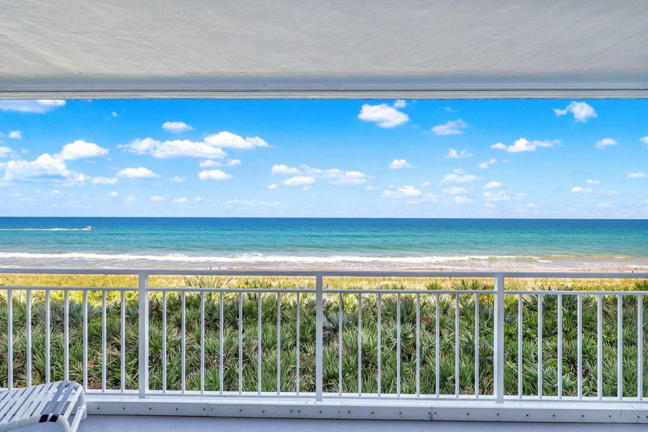 9600 S Ocean Drive, Unit 303, Jensen Beach, FL 34957 Photo