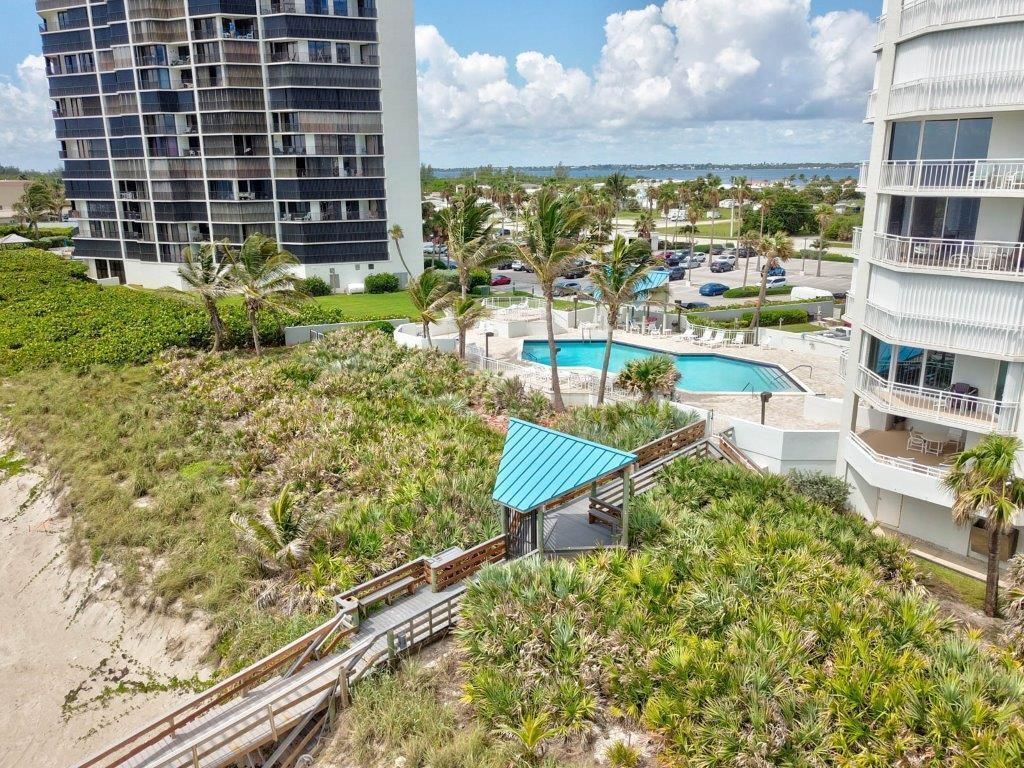 9600 S Ocean Drive, Unit 303, Jensen Beach, FL 34957 Photo