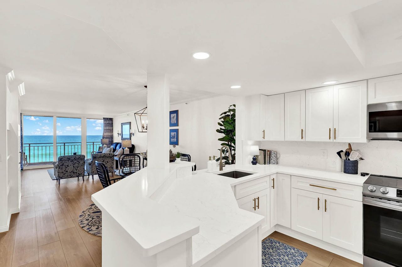 9600 S Ocean Drive, Unit 303, Jensen Beach, FL 34957 Photo