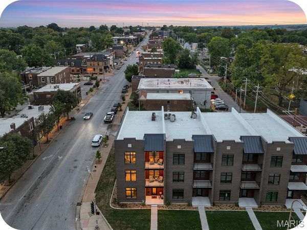 4302 Arsenal Street, St Louis, MO 63116