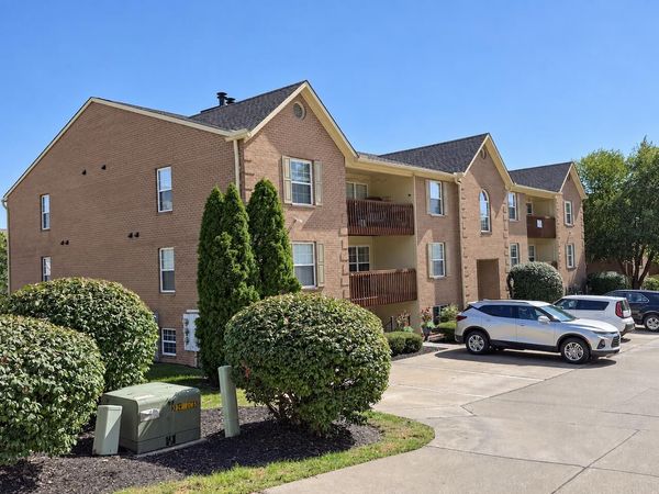 27 Highland Meadows Circle, Unit 12, Highland Heights, KY 41076
