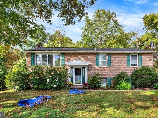 206 LILAC LANE, DOUGLASSVILLE, PA 19518