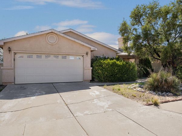 7404 Crystal Ridge Road SW, Albuquerque, NM 87121