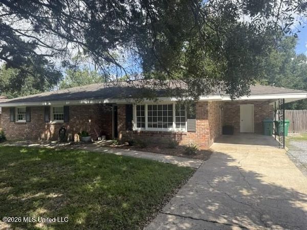 22 45th Street, Gulfport, MS 39507