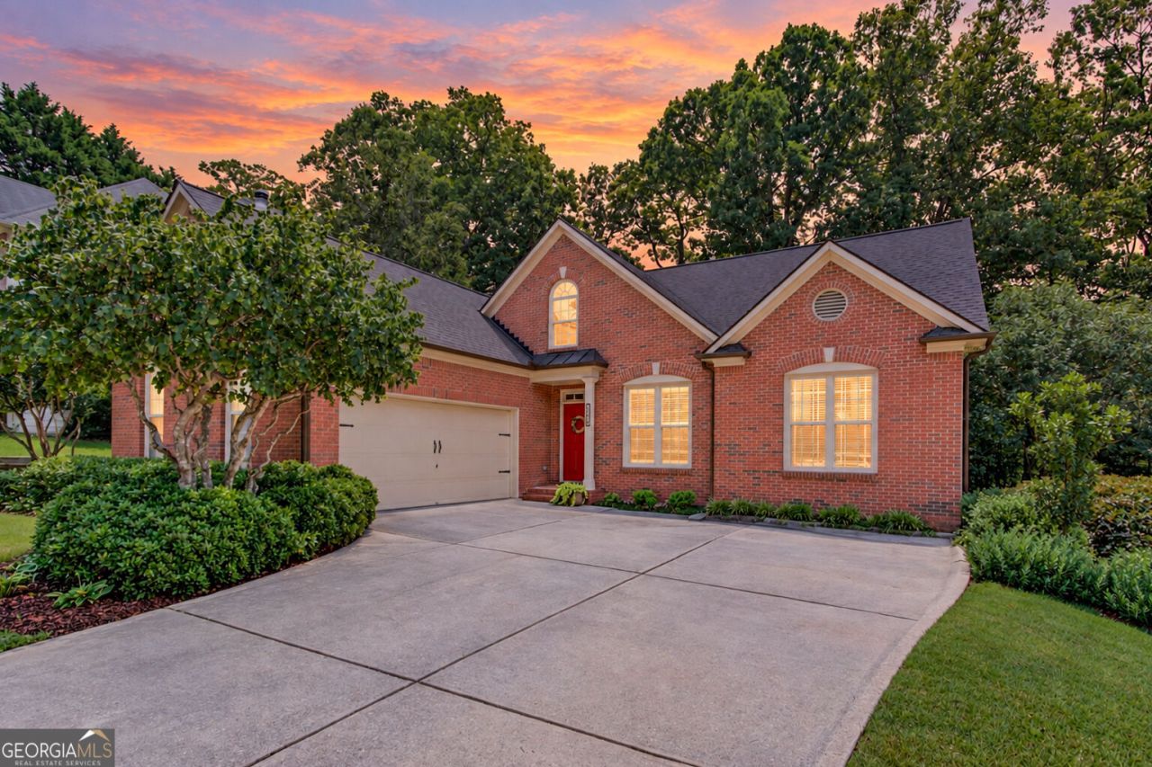 2515 Chandler Grove Drive, Buford, GA 30519 Main Photo