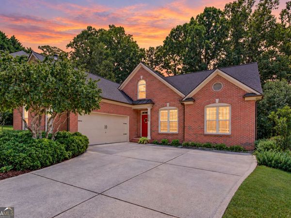 2515 Chandler Grove Drive, Buford, GA 30519